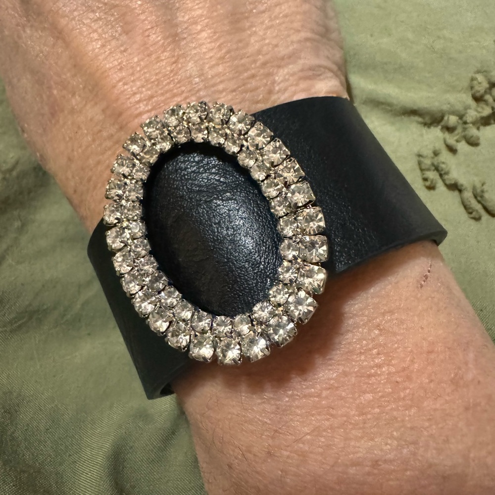 Source Unknown Black Bracelet with Silver Accents
